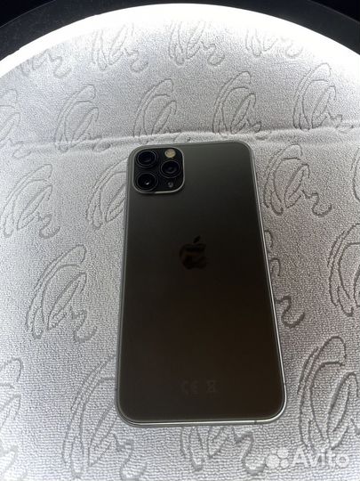 iPhone 11 Pro, 256 ГБ