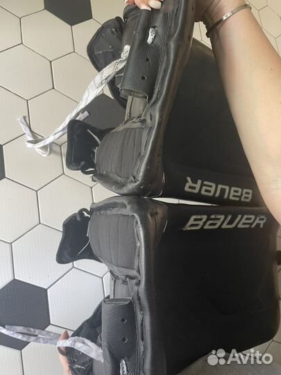 Вратарские щитки bauer mach SR