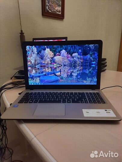 Asus X540N/1 4 ядра/2Gb/500Gb/ Сост Нового Гаранти