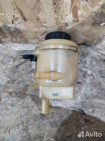 Бачок гура Шевроле Каптива