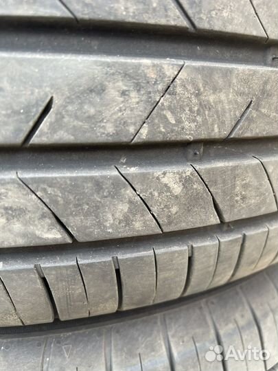 Kumho Ecsta HS52 215/65 R17