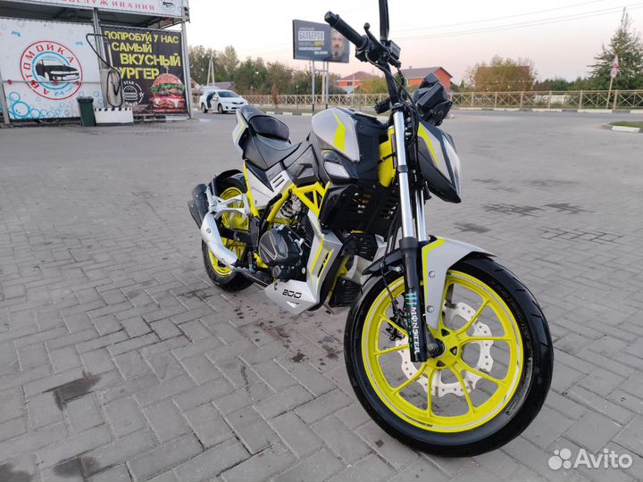 Мотоцикл Nitro 2 200