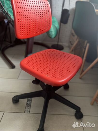 Офисный стул
