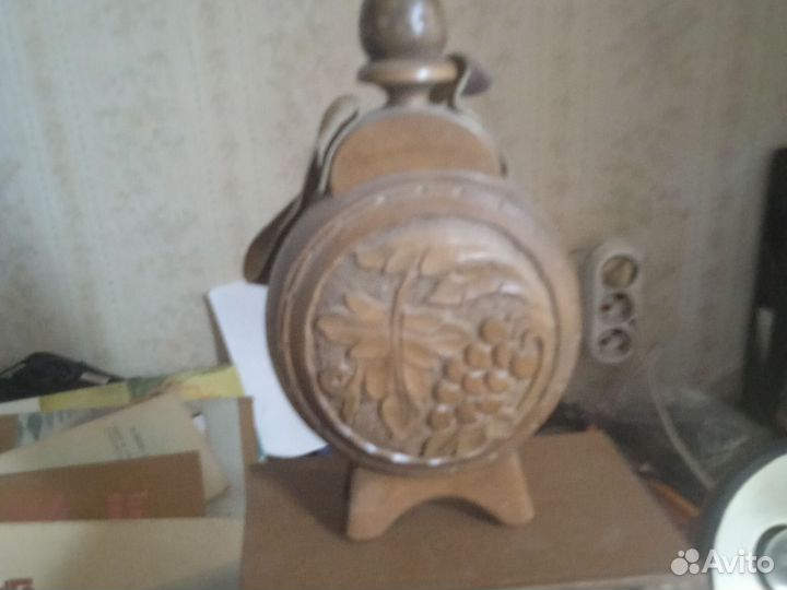 Фляга деревянная, резная