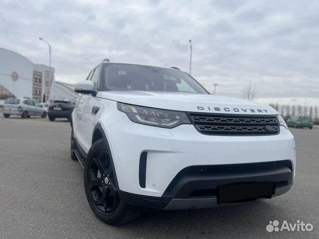 Land Rover Discovery 3.0 AT, 2019, 10 900 км с пробегом, цена 4000000 руб.
