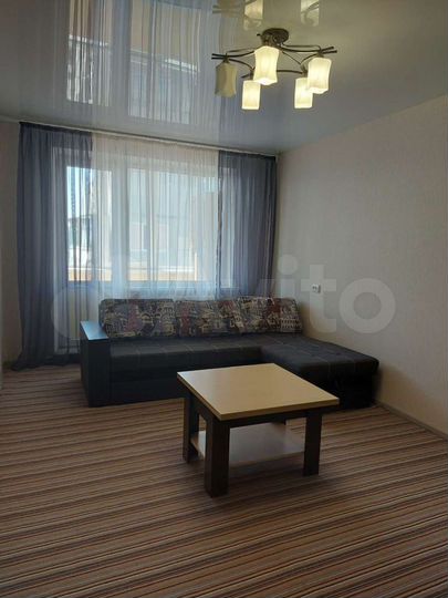 2-к. квартира, 52 м², 10/10 эт.