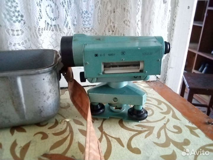 Оптический нивелир бу