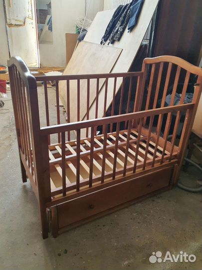 Детская кровать. новорождённым