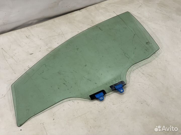 Стекло переднее левое Nissan Murano Z52