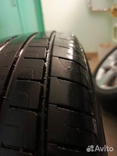 Pirelli Cinturato P7 205/60 R16