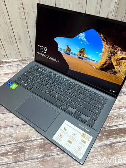 Asus Zenbook/ озу 16/ i7-11/ MX450