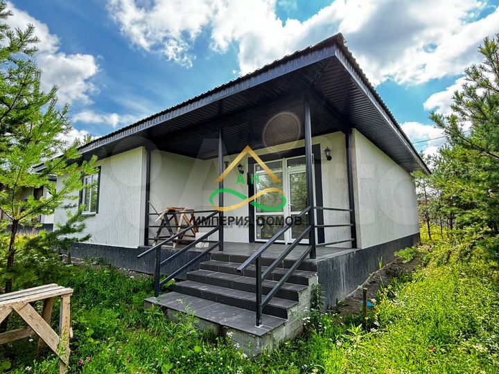 Коттедж 135 м² на участке 7,5 сот.