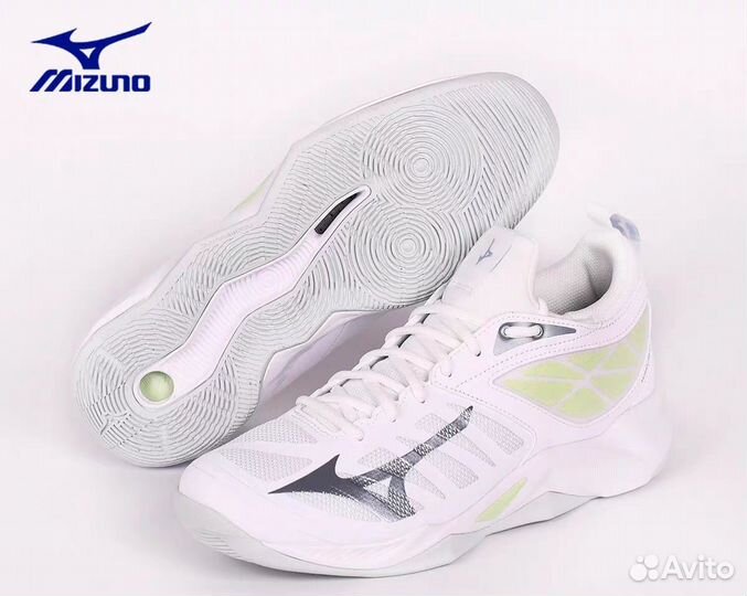 Кроссовки для бадминтона и волейбола mizuno