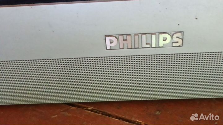 Телевизор на запчасти philips