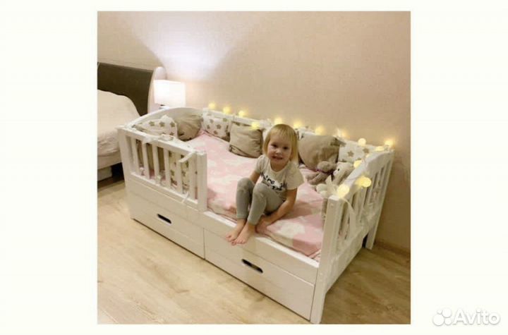 Кровать детская с ящиками 160/80