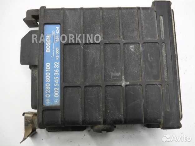 Блок управления двигателем Mercedes W201 C