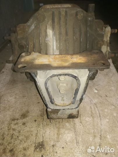 Продам редуктор 8 дюйм от Crown gs131