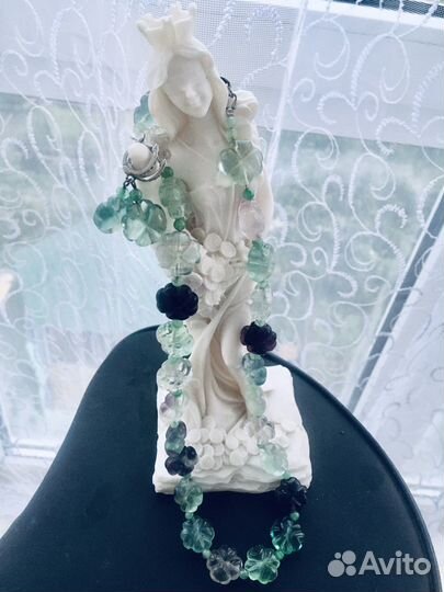 Ювелирные наборы с самоцветами