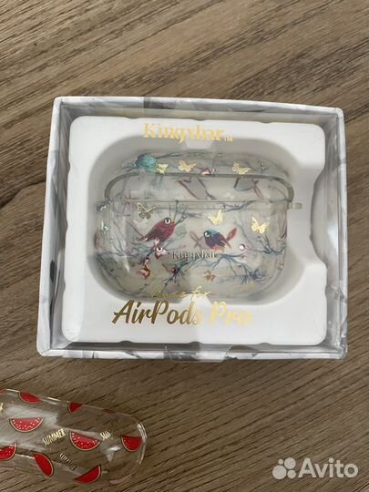 Чехлы на AirPods pro