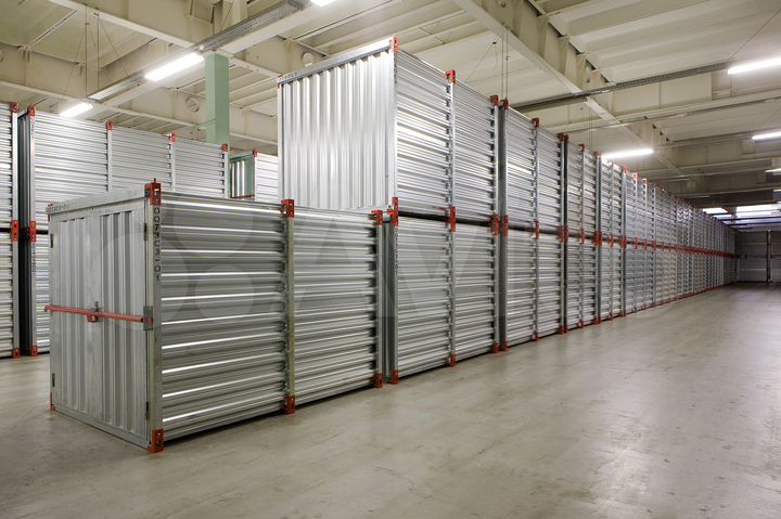 Аренда склада для хранения вещей с балкона