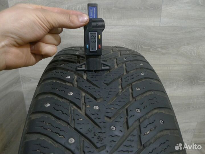 Nokian Tyres Hakkapeliitta 8 SUV 235/60 R18 107T