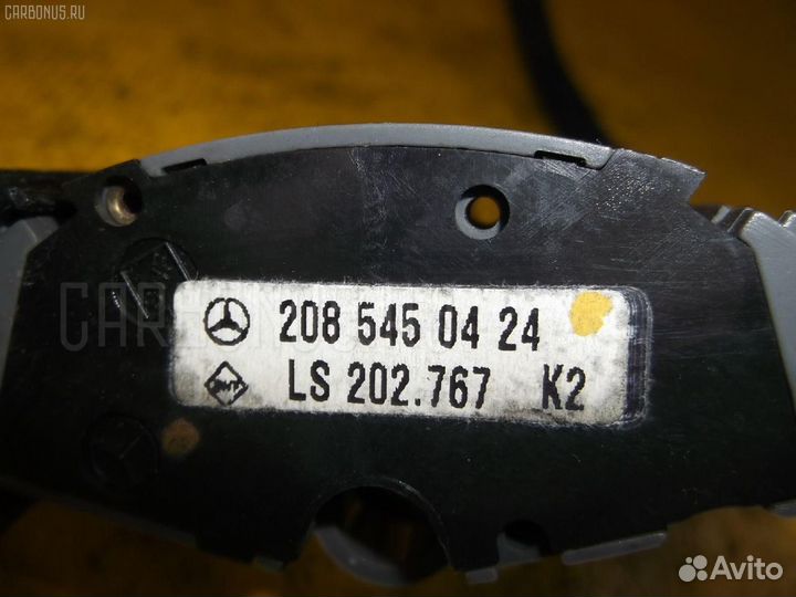 Переключатель поворотов A2085450424 на Mercedes-Be