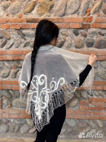 Старинный Осетинский Шелковый платок