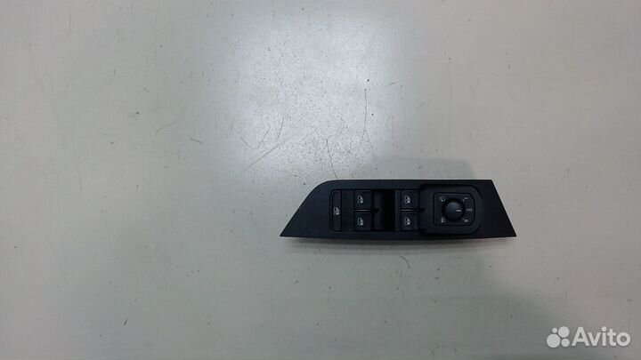 Кнопка стеклоподъемника Skoda Karoq 2017, 2019