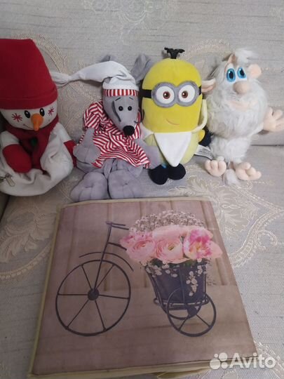 Мягкие игрушки: миньон, Буба. Рюкзак