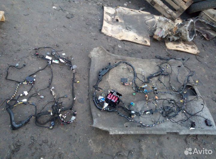 Проводка салона Ford Fiesta Mk6 седан 1.6 робот