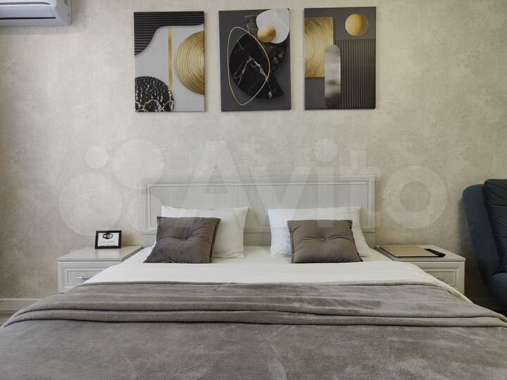 2-к. квартира, 60 м², 8/17 эт.