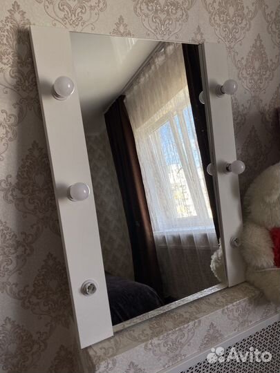 Гримерное зеркало