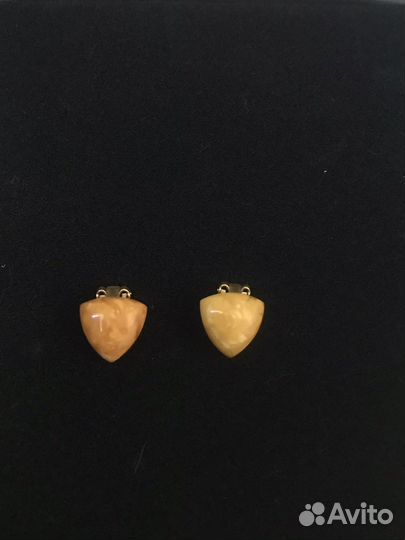 Клипсы из янтаря