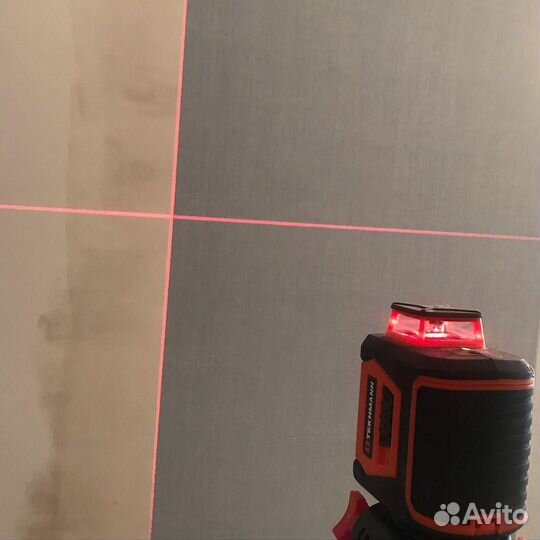 Поклейка обоев, покраска стен, потолков, частники