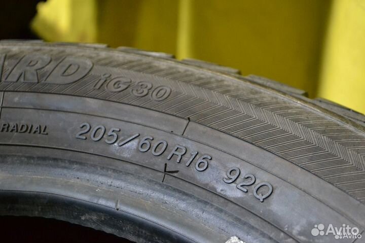 Yokohama Ice Guard IG30 205/60 R16