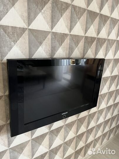 Телевизор samsung