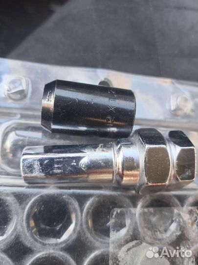 Колесные гайки 12х1.25 черные