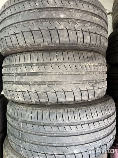 Triangle Sports TH201 255/40 R19 100Y