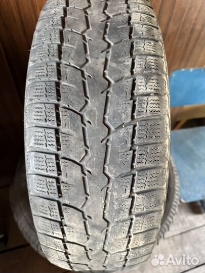 Toyo Observe GSi-6 205/70 R15 96H