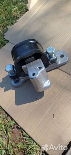 Опора двигателя vesta правая усиленная