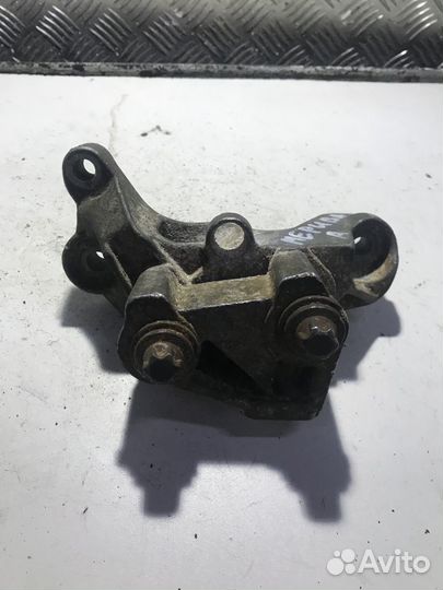 Кронштейн кпп Opel Meriva A