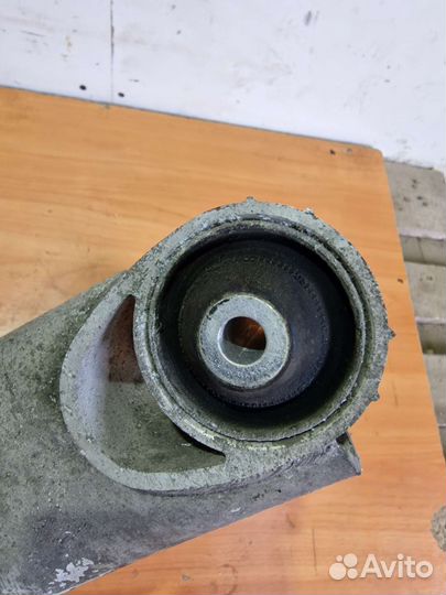 Н образный рычаг правый бмв е39 седан