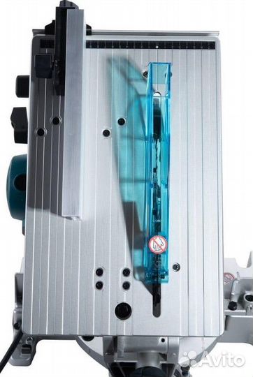 Торцовочная пила Makita LH1040