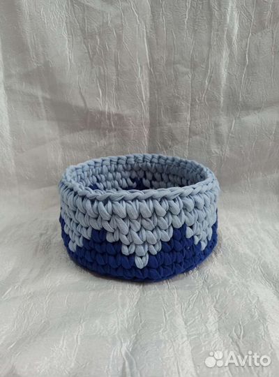 Корзинка вязаная