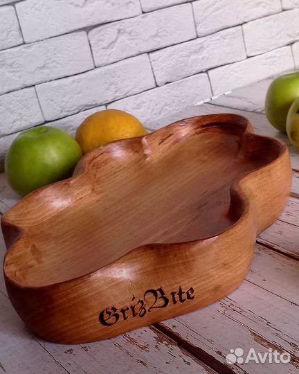 Фруктовница из дерева