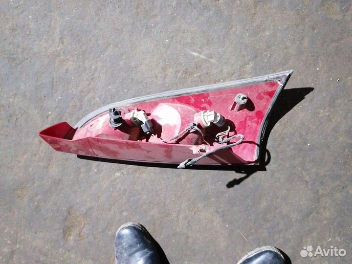 Задний левый фонарь форд фокус 1