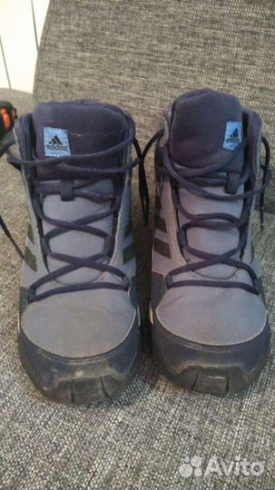 Б.У. детские спортивные ботинки Adidas Terrex