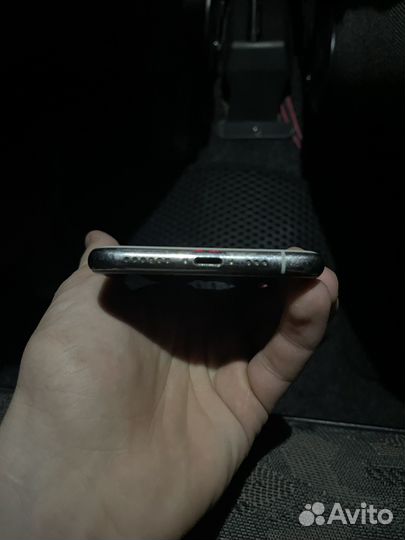 iPhone 11 Pro, 64 ГБ