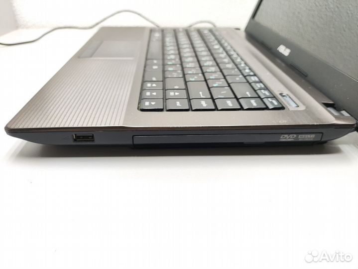 Ноутбук Asus для работы Core i3