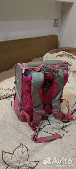 Школьный рюкзак